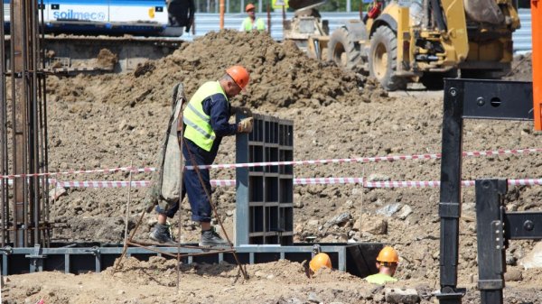 Что происходит на стройплощадке новой развязки на въезде в Барнаул