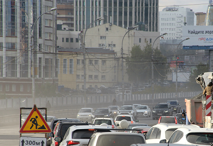 В Новосибирске зафиксировали превышение уровня фенола и оксида углерода в воздухе