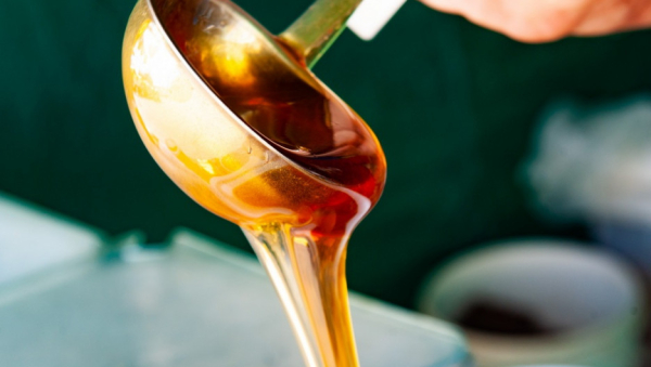 <h1>
Желтое золото. Как изменились цены на ярмарочный мед в Барнауле - фоторепортаж altapress.ru
</h1>
