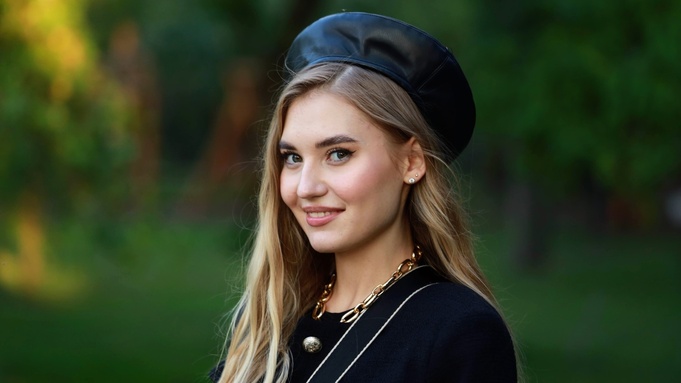 Корона для Русских. Интервью с новой "Мисс Барнаул" о красоте, хейтерах и самооценке