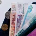 В Алтайском крае просят зарплату ниже, чем по стране, но получают больше премий