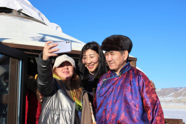 Корреспонденты altapress.ru отправились в Монголию. Часть 4. Юрты и миллиарды звезд