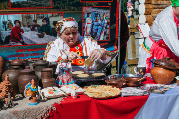 Пепинка с чагой и секретная группа. Чем удивят гостей фестиваля «Цветение маральника» на Бирюзовой Катуни